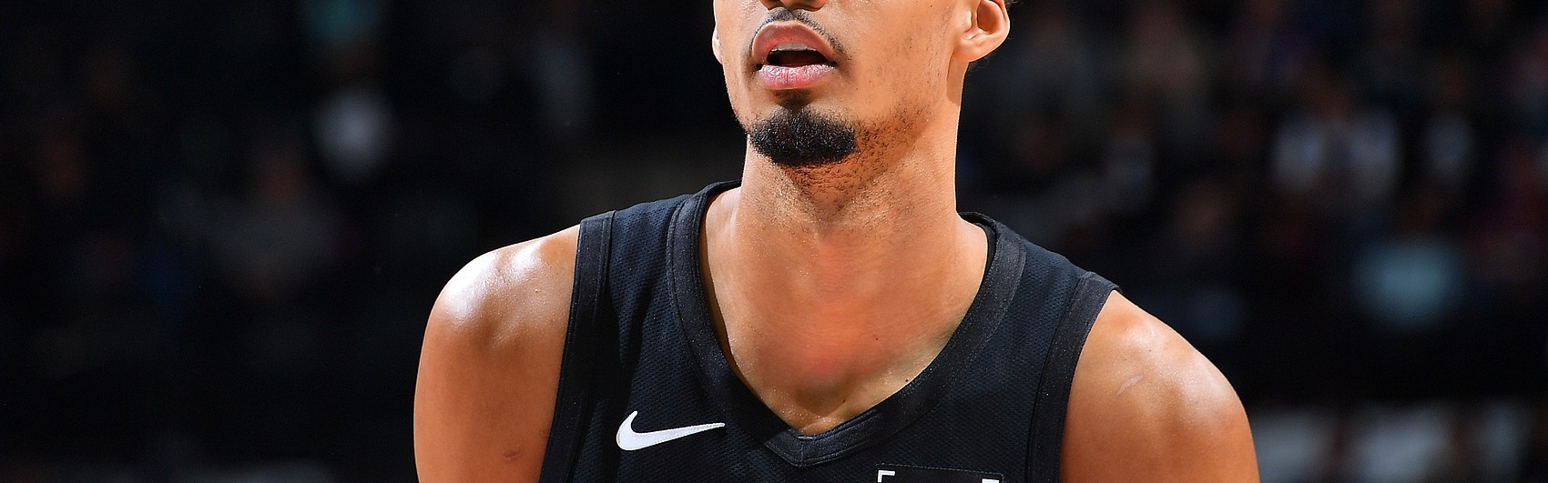 三亿体育官网-听教练的话！米奇：不管首发还是替补 文班都接受我们的安排