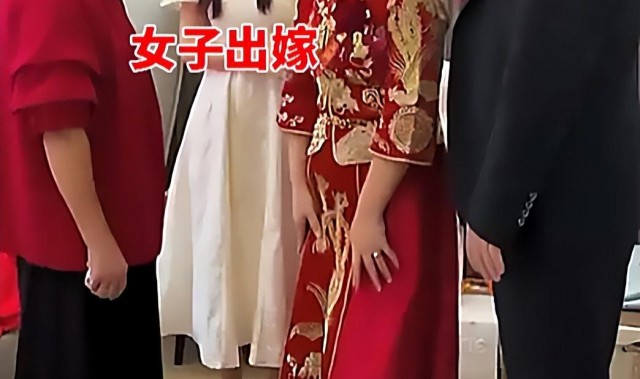 三亿体育-河北一新娘长跪亲妈，坦言今后一刀两断，只因60万陪嫁都给弟买房